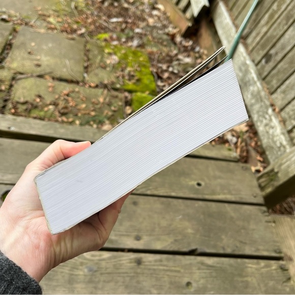 On A Sunbeam First Edition Soft Cover Graphic Novel By Tillie Walden - Picture 10 of 11